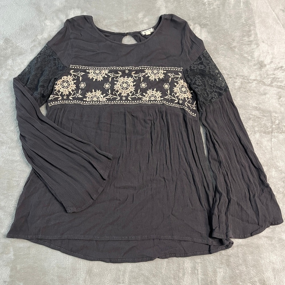 Eyeshadow Womens Charcoal Grey Embroidered Lace Bell Sleeve Boho Top Small
